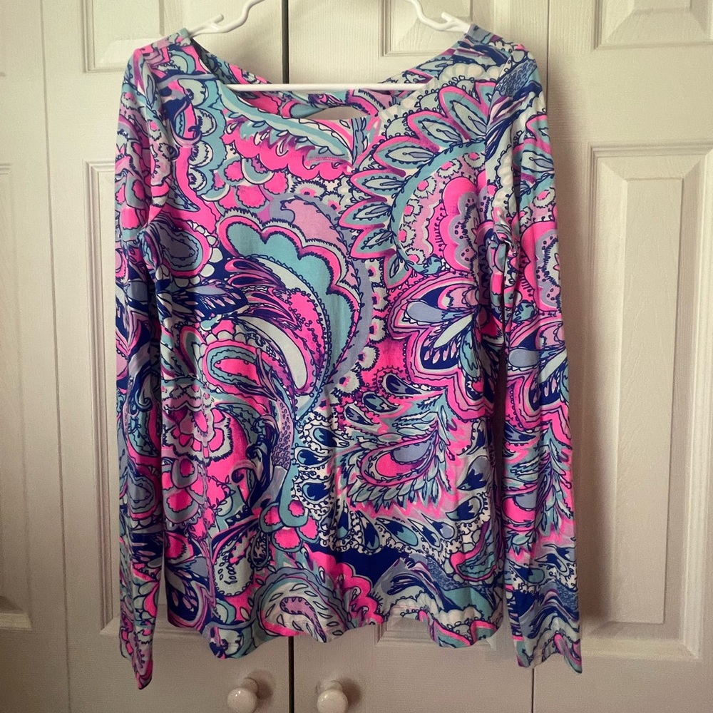 Lilly Pulitzer long sleeved open back blouse